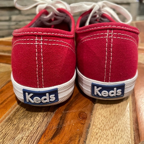 Women’s champion keds - Picture 3 of 4